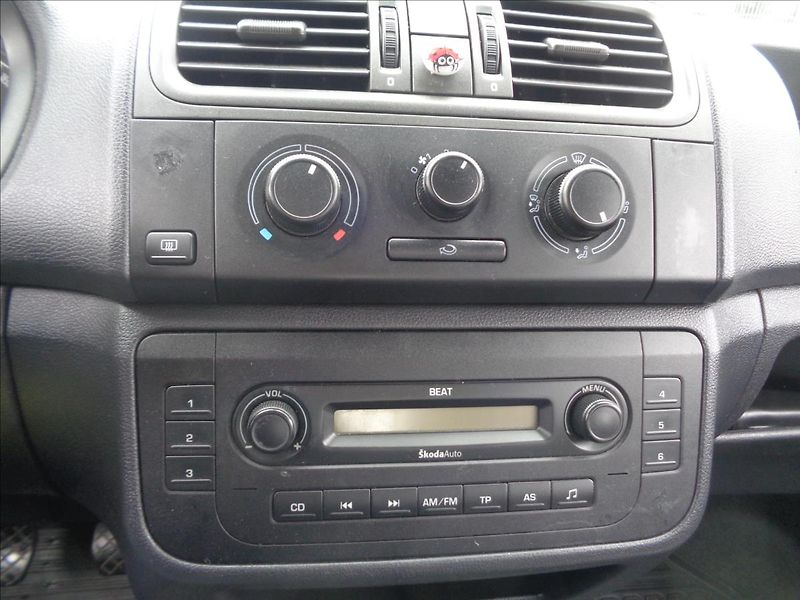 Škoda Fabia 1,2 - fotka 10 z 14