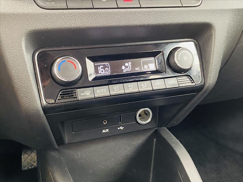 Škoda Fabia 1,4 TDI 66kW Style - fotka 19 z 24