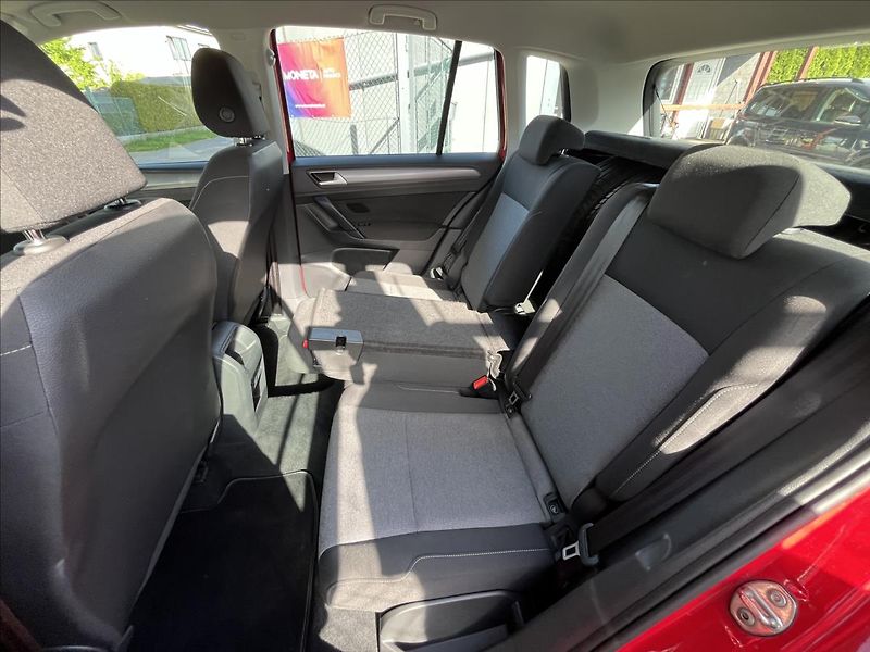 Volkswagen Golf Sportsvan 1,4 TSi 92 kW  Klima, 8x Pneu - fotka 27 z 48