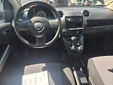 Mazda 2 (2010) 1.3 i Klima - náhled 10