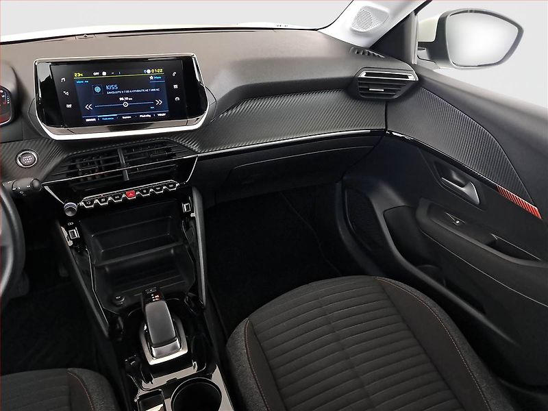 Peugeot 208 (2020) Active 50 kWh, SoH 86% - fotka 8 z 17