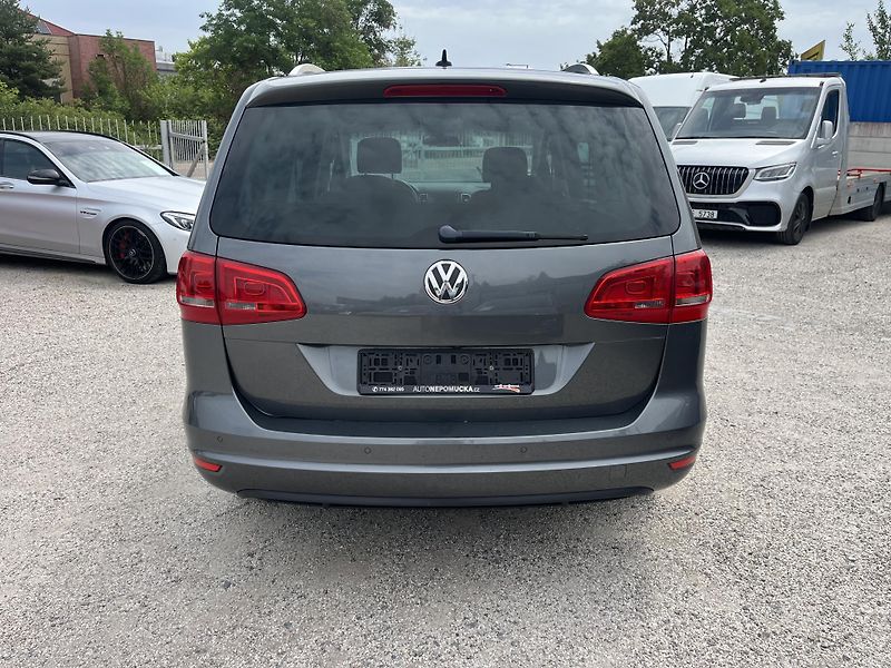 Volkswagen Sharan (2013) 2.0TDi 130Kw DSG 6míst Tažné - fotka 6 z 10