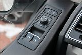 Volkswagen Multivan (2015) Comfortline 2.0 TDI, DPH - náhled 13