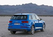 Audi Q7.