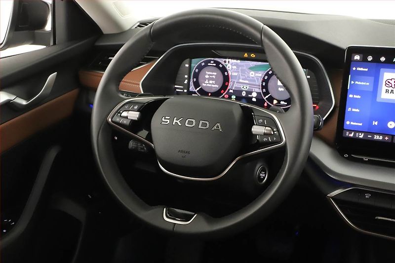 Škoda Octavia (2025) 2.0 TSI, EXCLUSIVE SELECTION - fotka 8 z 19