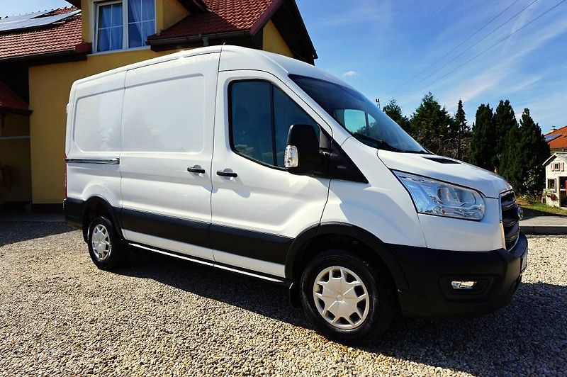 Ford Transit (2021) TREND 2,0 TDCI 96 kW - fotka 2 z 51