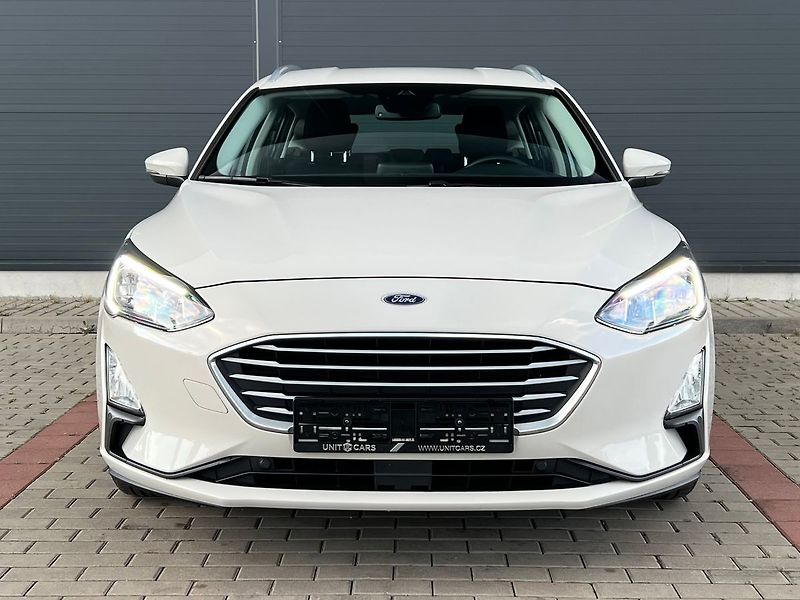 Ford Focus (2021) 1.5TDCi TITANIUM  88kW - fotka 2 z 49