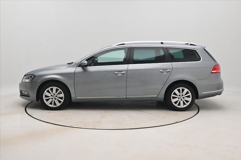 Volkswagen Passat 2,0 TDI 103kW DSG Nová STK - fotka 8 z 29