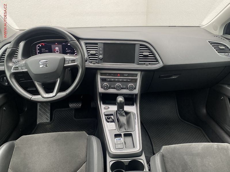 Seat Leon (2020) 2.0 TDi, Xcellence, DSG, LED - fotka 8 z 20