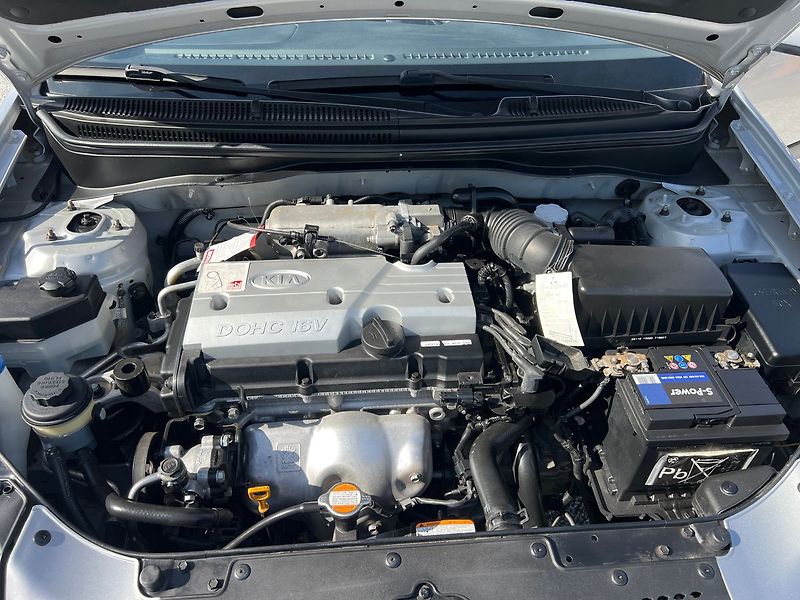 Kia Rio 1.4 16V - fotka 7 z 16