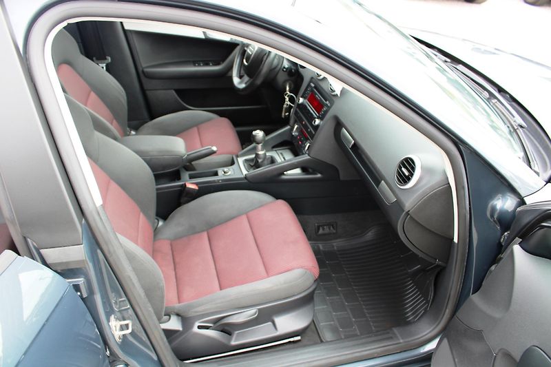 Audi A3 (2009) SPORTBACK 1,4TSI KLIMA ELOKNA  - fotka 13 z 16