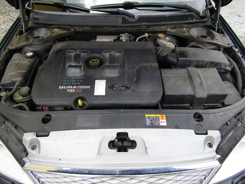 Ford Mondeo (2002) 2.0 TDCi 96kW PERFEKTNÍ STAV - fotka 35 z 36