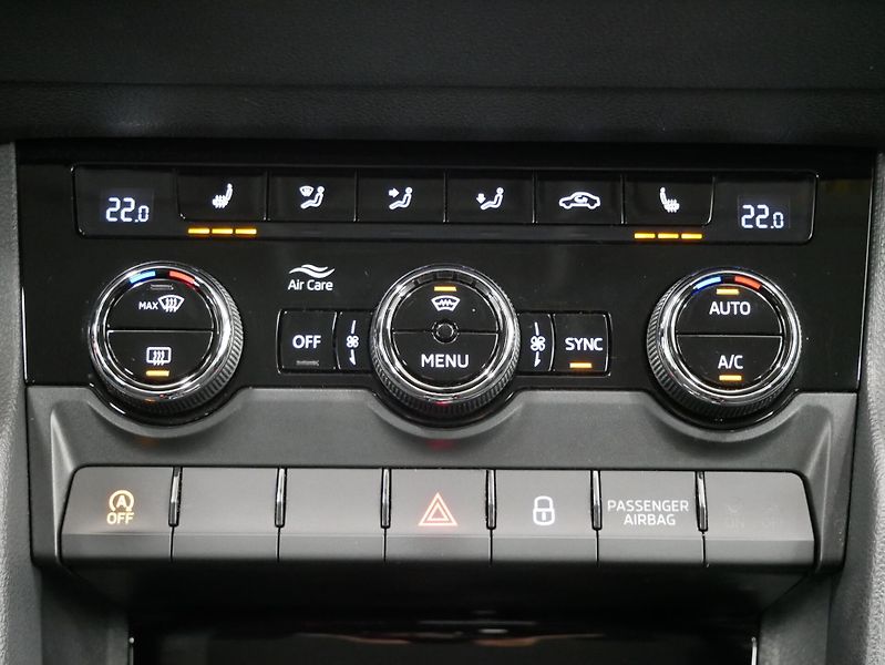 Škoda Karoq - fotka 23 z 27