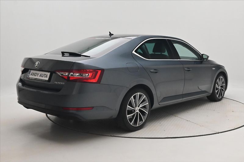 Škoda Superb 2,0 TDI 140 kW DSG L&K Záruka - fotka 5 z 32