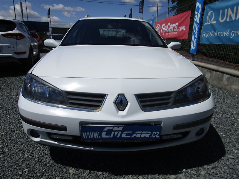 Renault Laguna Grandtour 1.9dCi, aut Klima - fotka 2 z 40