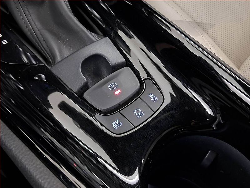 Toyota C-HR (2020) 1.8 Hybrid - fotka 18 z 20