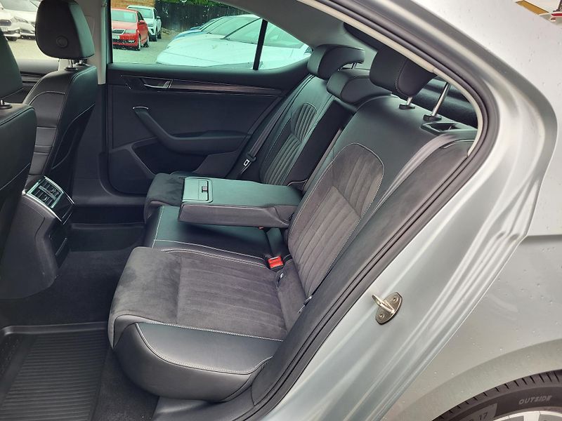 Škoda Superb III FL 2.0 TDi DSG STYLE+ *ČR - fotka 8 z 46