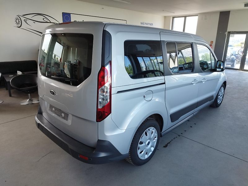 Ford Tourneo Connect (2015) 1.6TDCI,85kW,7-MÍST - fotka 5 z 24