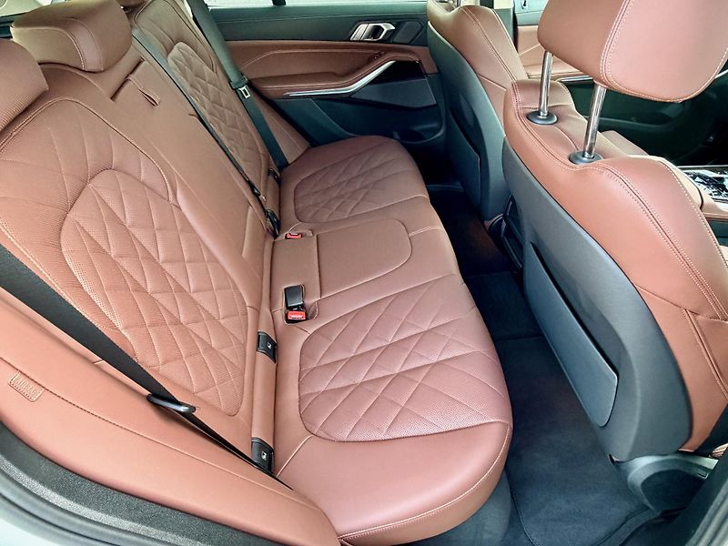 BMW X5 (2025) VZDUCH 2VR SoftClose Tažné HUD - fotka 21 z 51
