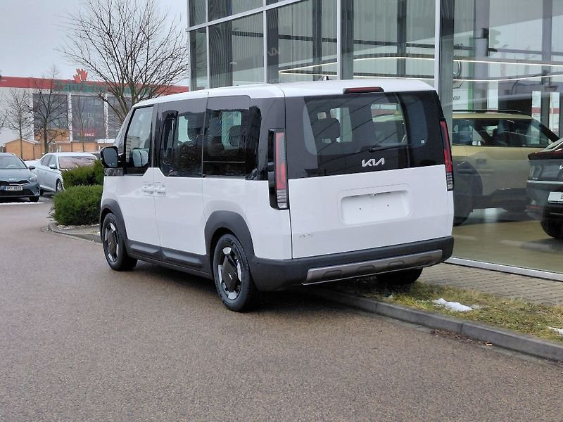 Kia PV5 Elite elektromotor 120kW/160k - fotka 6 z 14