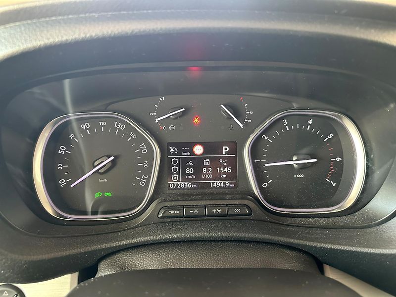Peugeot Traveller 2.0BlueHDi,Allure,180HP,aut.   - fotka 10 z 22