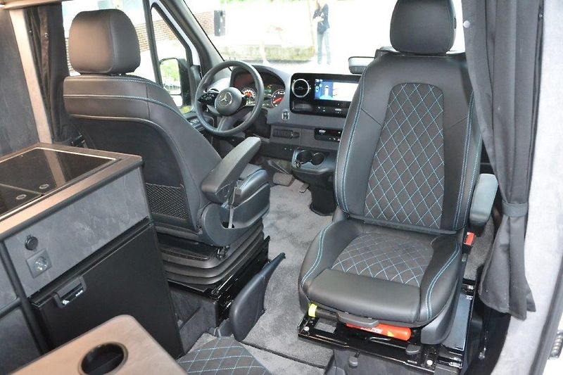 Mercedes-Benz Sprinter 319 Camper Family - fotka 21 z 50