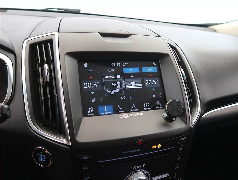 Ford Edge (2017) Sport 2.0 Bi-TDCI, 4X4 - fotka 18 z 24