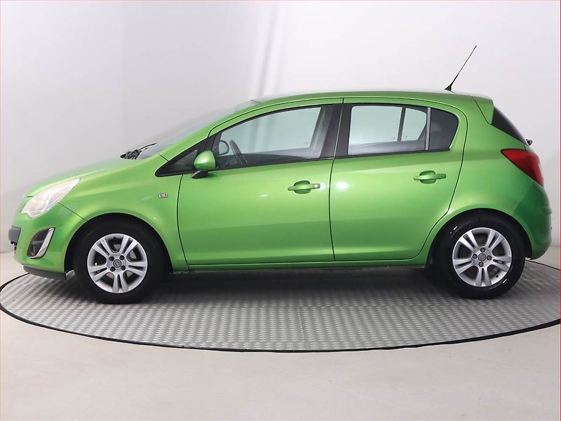 Opel Corsa (2012) 1.2, v dobrém stavu - fotka 3 z 15