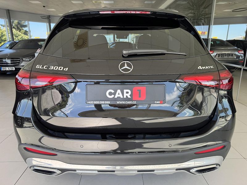 Mercedes-Benz GLC 300d 4MATIC*198kW*AMG*Tažné - fotka 6 z 38
