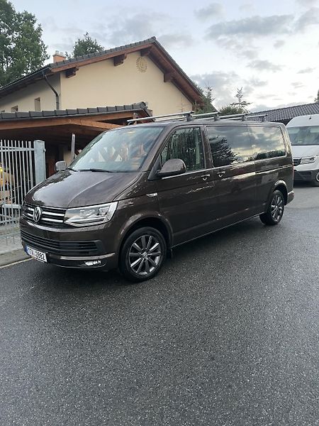 Volkswagen Caravelle (2019) výletní vůz, mazlík :-) - fotka 2 z 17