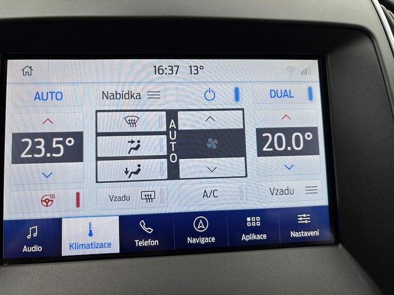 Ford Galaxy (2022) 2.0 EcoBlue  Titanium 7 míst - fotka 18 z 25