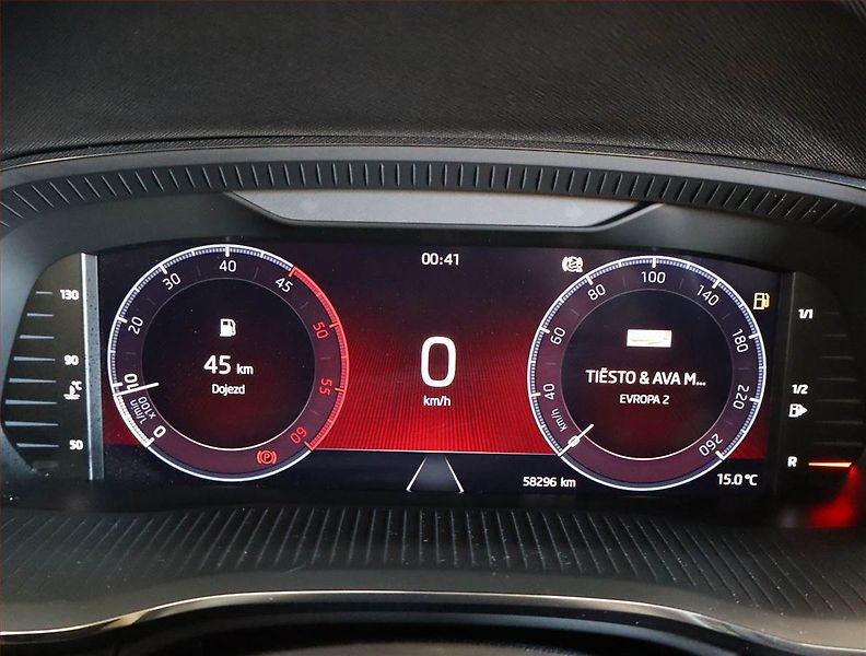 Škoda Octavia (2023) Ambition 2.0 TDI, ČR,1.maj - fotka 11 z 24