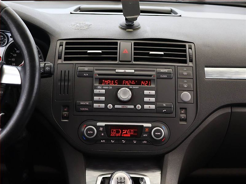Ford C-MAX (2008) 1.6 TDCi, po STK, oblíbený vůz - fotka 9 z 13
