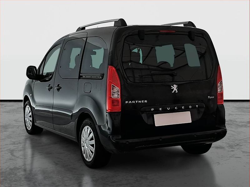 Peugeot Partner (2011) 1.6 HDi, 5Míst, 1Maj - fotka 4 z 18