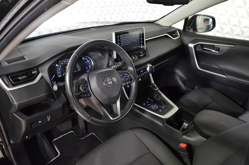 Toyota RAV4 (2022) 2.5 Hybrid Comfort 4WD e-CVT - fotka 10 z 19