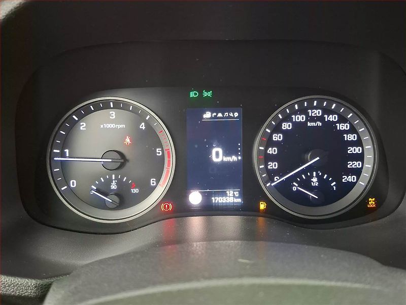 Hyundai Tucson (2016) 2.0 CRDi, 4X4, Serv.kniha - fotka 11 z 19