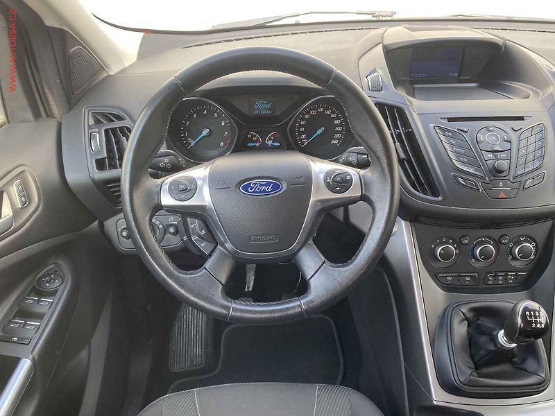 Ford Kuga (2015) 1.5 EB, Trend, navi, +kola - fotka 11 z 18
