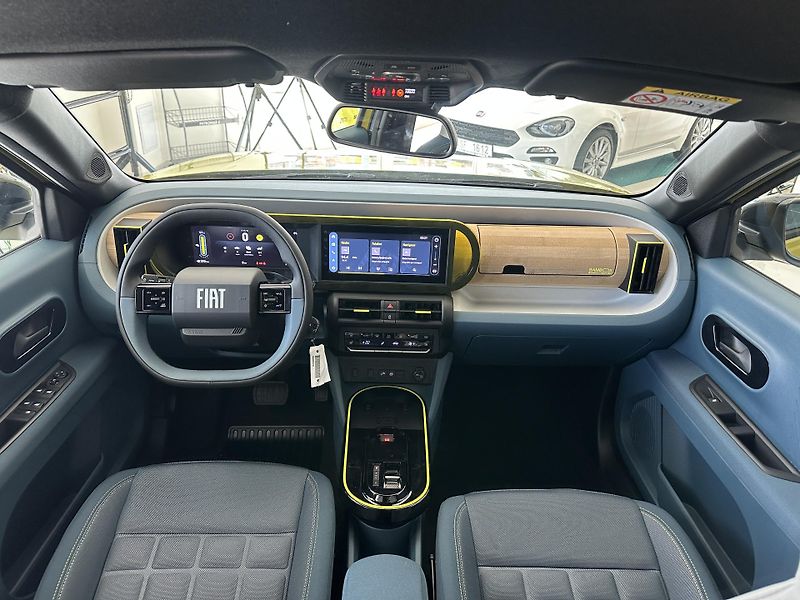 Fiat Grande Panda (2026) La Prima 44kWh 113k    - fotka 13 z 22