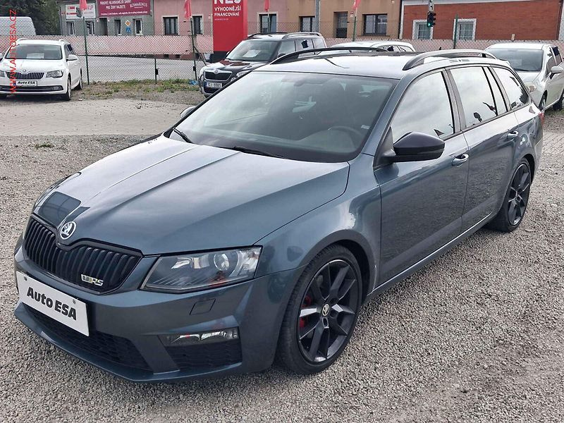 Škoda Octavia (2016) 2.0 TDi, RS Challange, DSG - fotka 3 z 24