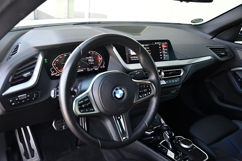 BMW Řada 2 218d M-SPORT 1M ČR - fotka 15 z 40
