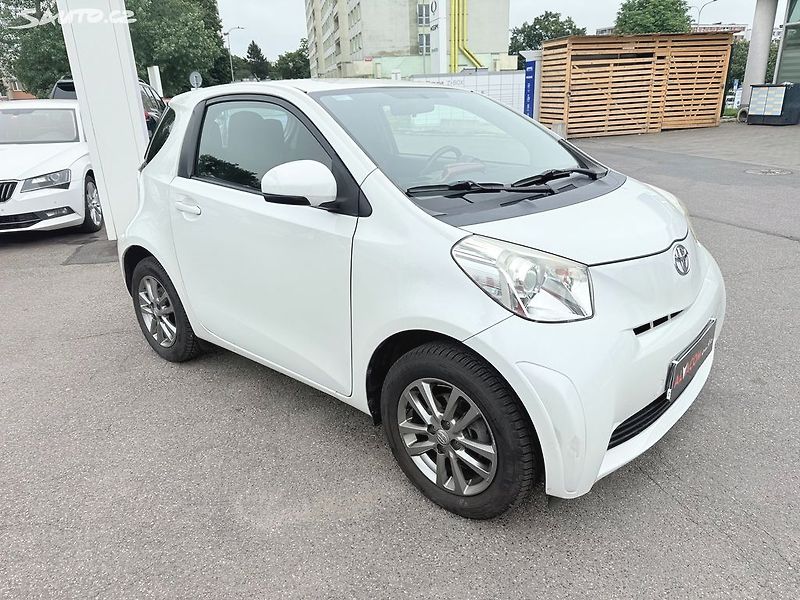 Toyota iQ 1.0 automat - fotka 4 z 22