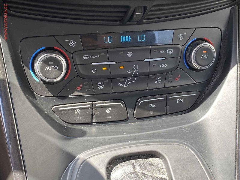 Ford Kuga (2019) 1.5 EB, Titanium, AT, navi - fotka 15 z 19