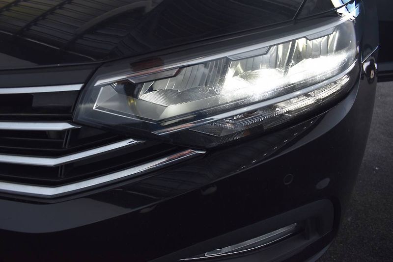 Volkswagen Passat Variant (2023) 2.0TDI 110kW, LED , DSG - fotka 17 z 25