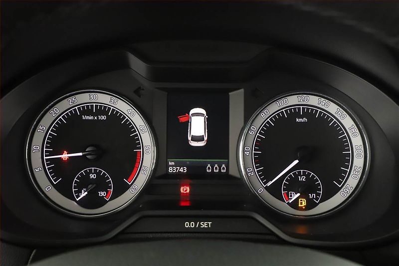 Škoda Octavia (2017) 1.6 TDI, Navi, Tempomat - fotka 12 z 14