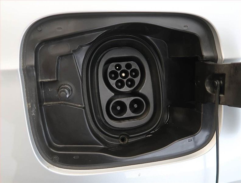 Škoda Enyaq (2023) Sportline 60 (62 kWh) - fotka 30 z 31