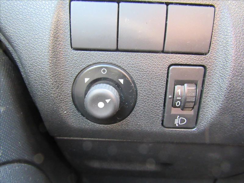 Peugeot Partner 1,6 HDI 55kW - fotka 20 z 26