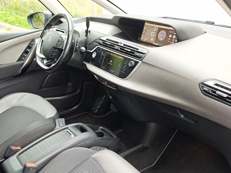 Citroën C4 SpaceTourer (2019) 1,2 PureTech 130 Shine EAT8 - fotka 24 z 24