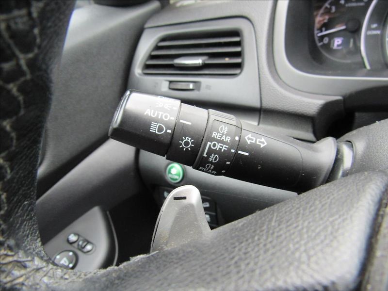 Honda CR-V 1,6 DTEC 4WD Automat Elegance - fotka 25 z 32