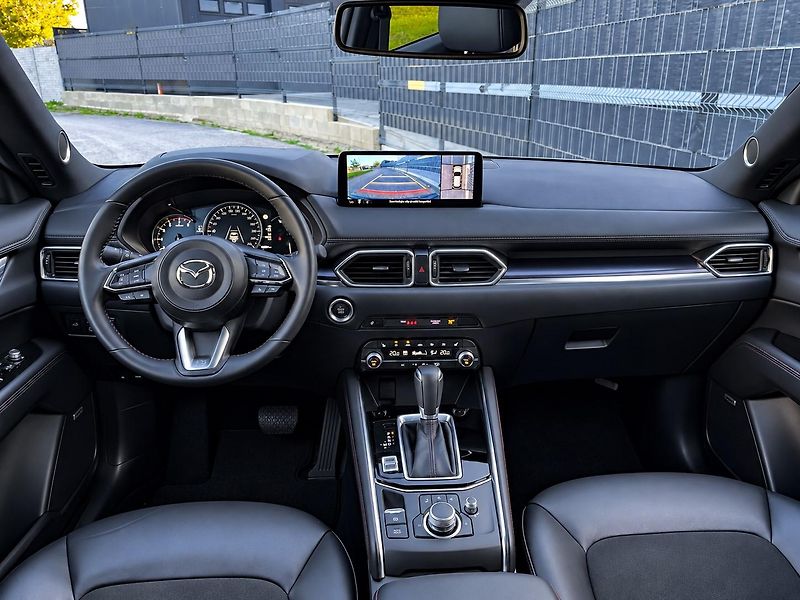 Mazda CX-5 (2023) 2.5i 143 kW SKYACTIV-G HOMURA - fotka 9 z 43