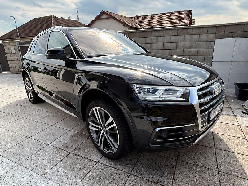 Audi Q5 (2019) 40 TDI quattro S line  - fotka 7 z 19